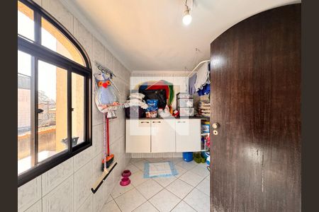 Casa à venda com 377m², 3 quartos e 6 vagas Casa à venda com 377m², 3 quartos e 6 vagasLavanderia