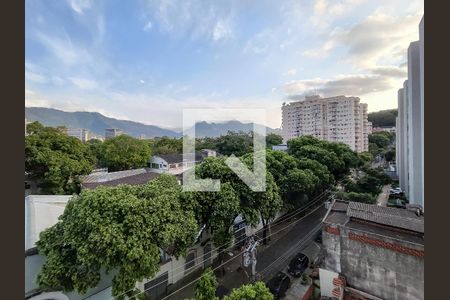 Apartamento para alugar com 54m², 2 quartos e 1 vaga Apartamento para alugar com 54m², 2 quartos e 1 vagaVista do Quarto