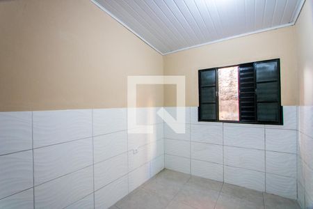 Quarto de casa para alugar com 2 quartos, 40m² em Vila Vitória, Santo André