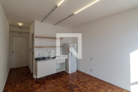 Studio de kitnet/studio para alugar com 1 quarto, 21m² em República, São Paulo