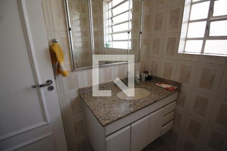 Casa à venda com 262m², 4 quartos e 3 vagasBanheiro