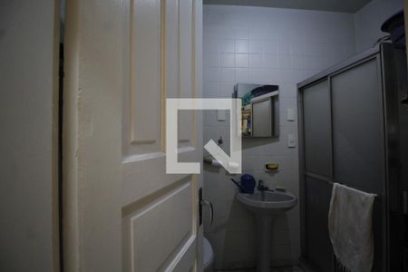 Casa à venda com 262m², 4 quartos e 3 vagasBanheiro 2