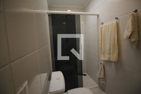 Casa à venda com 262m², 4 quartos e 3 vagasBanheiro da Suíte 2