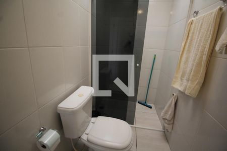 Casa à venda com 262m², 4 quartos e 3 vagasBanheiro da Suíte 2