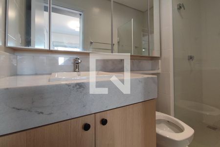 Banheiro de apartamento para alugar com 1 quarto, 37m² em Cambuí, Campinas