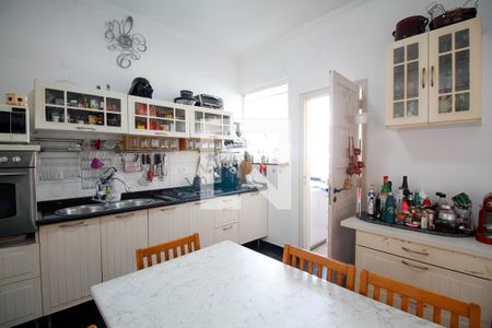 Apartamento à venda com 140m², 3 quartos e sem vagaCozinha