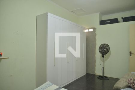 Casa para alugar com 240m², 3 quartos e 5 vagasQuarto