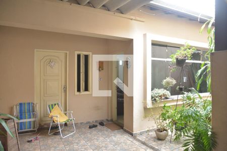 Casa para alugar com 240m², 3 quartos e 5 vagasÁrea externa