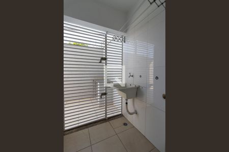 Casa à venda com 80m², 2 quartos e 2 vagasÁrea de Serviço