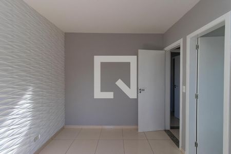 Casa à venda com 80m², 2 quartos e 2 vagasQuarto Suíte 1