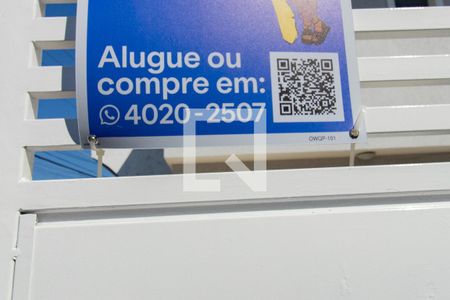 Casa à venda com 80m², 2 quartos e 2 vagasPlaca