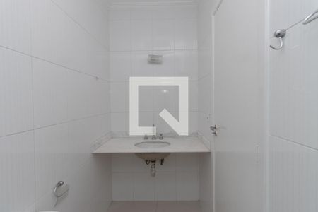 Casa à venda com 80m², 2 quartos e 2 vagasBanheiro da Suíte 2