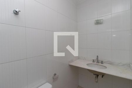 Casa à venda com 80m², 2 quartos e 2 vagasBanheiro da Suíte 2