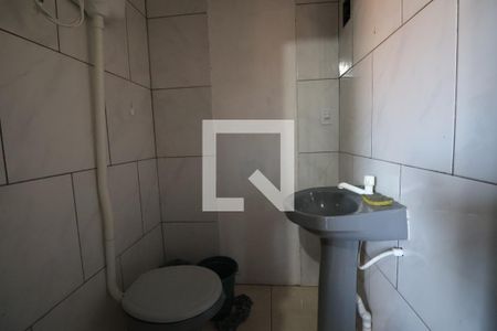 Casa à venda com 80m², 4 quartos e 1 vagaBanheiro 2