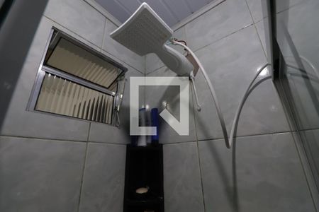 Casa à venda com 80m², 4 quartos e 1 vagaBanheiro