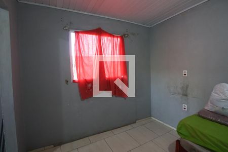 Casa à venda com 80m², 4 quartos e 1 vagaQuarto