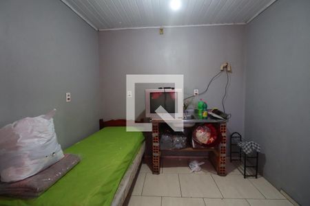 Casa à venda com 80m², 4 quartos e 1 vagaQuarto