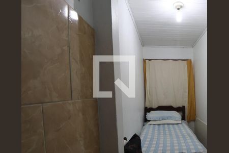 Casa à venda com 80m², 4 quartos e 1 vagaQuarto