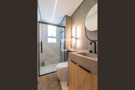 Apartamento para alugar com 70m², 2 quartos e 2 vagas Apartamento para alugar com 70m², 2 quartos e 2 vagasBanheiro da Suíte