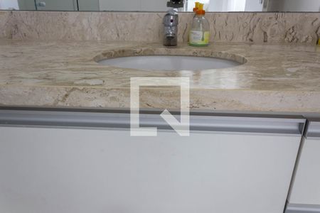 Apartamento para alugar com 71m², 2 quartos e 2 vagas Apartamento para alugar com 71m², 2 quartos e 2 vagasBanheiro da Suíte 1