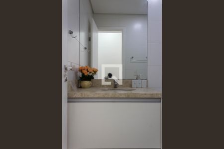 Apartamento para alugar com 71m², 2 quartos e 2 vagas Apartamento para alugar com 71m², 2 quartos e 2 vagasBanheiro