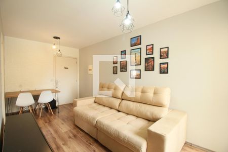 Sala  de apartamento para alugar com 2 quartos, 51m² em Paraisópolis, São Paulo