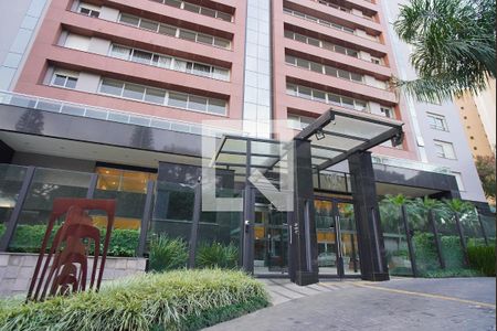 Apartamento à venda com 209m², 3 quartos e 4 vagasFachada e Portaria