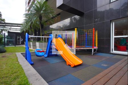 Apartamento à venda com 209m², 3 quartos e 4 vagasÁrea comum - Playground