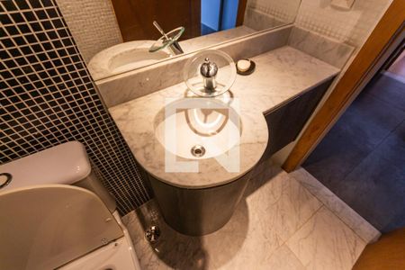 Apartamento para alugar com 200m², 3 quartos e 6 vagas Apartamento para alugar com 200m², 3 quartos e 6 vagasPia