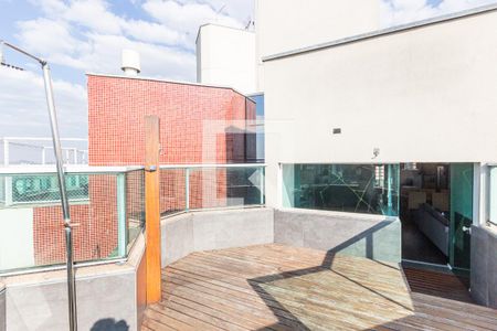 Apartamento para alugar com 200m², 3 quartos e 6 vagas Apartamento para alugar com 200m², 3 quartos e 6 vagasOfurô