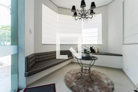 Apartamento para alugar com 200m², 3 quartos e 6 vagas Apartamento para alugar com 200m², 3 quartos e 6 vagasHall de Entrada