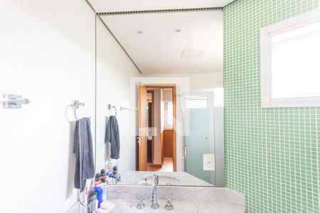 Apartamento para alugar com 200m², 3 quartos e 6 vagas Apartamento para alugar com 200m², 3 quartos e 6 vagasBanheiro da Suíte 3