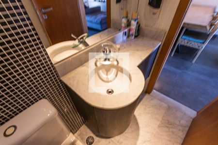 Apartamento para alugar com 200m², 3 quartos e 6 vagas Apartamento para alugar com 200m², 3 quartos e 6 vagasPia