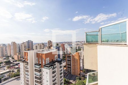 Apartamento para alugar com 200m², 3 quartos e 6 vagas Apartamento para alugar com 200m², 3 quartos e 6 vagasVista da Varanda da Sala de TV