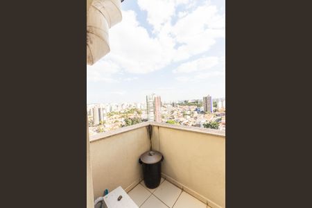 Apartamento para alugar com 200m², 3 quartos e 6 vagas Apartamento para alugar com 200m², 3 quartos e 6 vagasVaranda da Cozinha