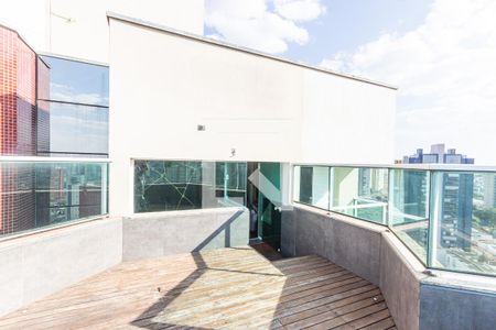 Apartamento para alugar com 200m², 3 quartos e 6 vagas Apartamento para alugar com 200m², 3 quartos e 6 vagasOfurô