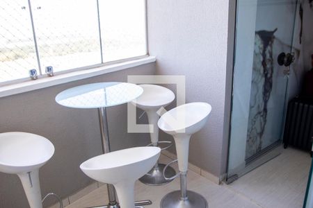 Apartamento para alugar com 55m², 1 quarto e 1 vagaVaranda