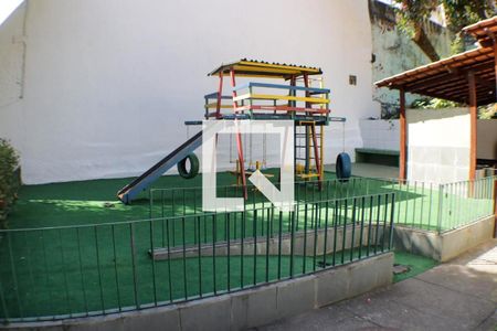 Apartamento à venda com 75m², 3 quartos e 1 vaga Apartamento à venda com 75m², 3 quartos e 1 vagaÁrea comum - Playground