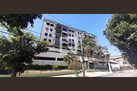 Apartamento à venda com 75m², 3 quartos e 1 vaga Apartamento à venda com 75m², 3 quartos e 1 vagaFachada