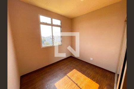 Quarto 1 de apartamento para alugar com 2 quartos, 53m² em Novo Eldorado, Contagem