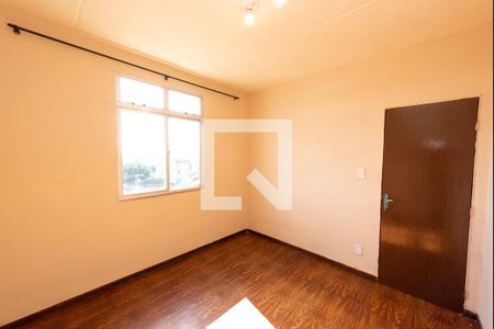 Quarto 2 de apartamento para alugar com 2 quartos, 53m² em Novo Eldorado, Contagem