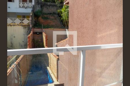 Casa à venda com 110m², 3 quartos e 3 vagas Casa à venda com 110m², 3 quartos e 3 vagasVaranda do Quarto 2