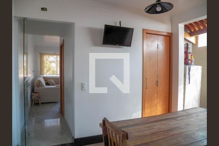 Casa à venda com 110m², 3 quartos e 3 vagas Casa à venda com 110m², 3 quartos e 3 vagasCozinha