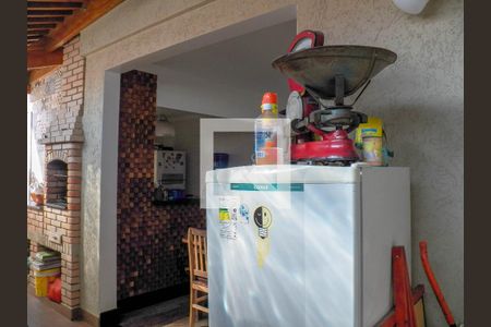 Casa à venda com 110m², 3 quartos e 3 vagas Casa à venda com 110m², 3 quartos e 3 vagasÁrea comum - Churrasqueira