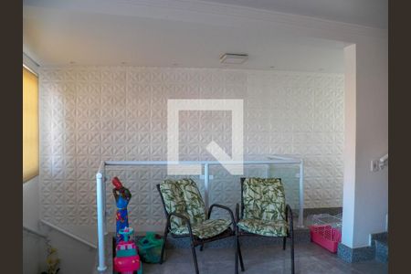 Sala de casa à venda com 3 quartos, 110m² em Jardim Peri, São Paulo