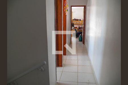 Casa à venda com 110m², 3 quartos e 3 vagas Casa à venda com 110m², 3 quartos e 3 vagasCorredor