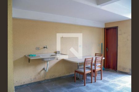 Casa à venda com 150m², 3 quartos e 5 vagas Casa à venda com 150m², 3 quartos e 5 vagasGaragem