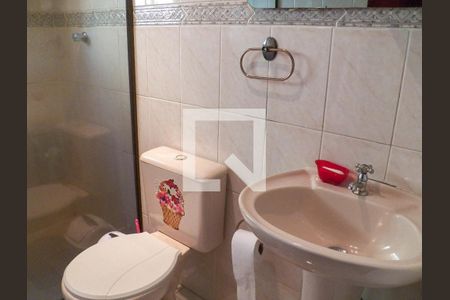 Casa à venda com 150m², 3 quartos e 5 vagas Casa à venda com 150m², 3 quartos e 5 vagasBanheiro 1