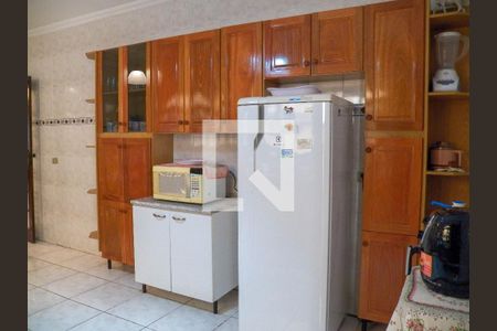 Casa à venda com 150m², 3 quartos e 5 vagas Casa à venda com 150m², 3 quartos e 5 vagasCozinha