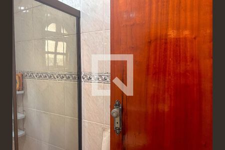 Casa à venda com 150m², 3 quartos e 5 vagas Casa à venda com 150m², 3 quartos e 5 vagasBanheiro da Suíte